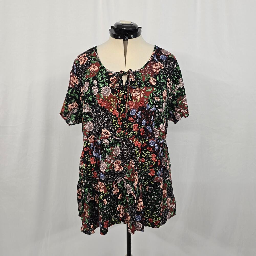 Torrid Lenny Babydoll Blouse Women's 1X Black Colorful Floral Short Sleeve NWT